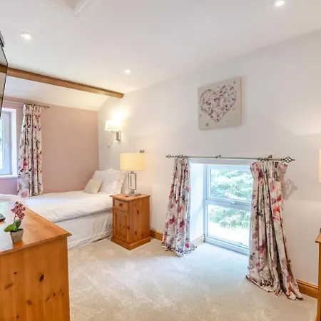 5 Bed In Snaizeholme Oc-w32200 펜션 *