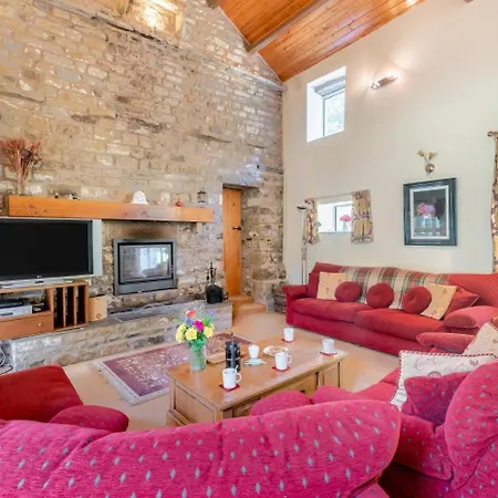 펜션 5 Bed In Snaizeholme Oc-w32200